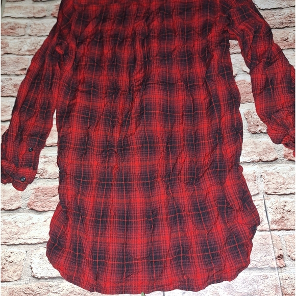 Ralph Lauren Denim & Supply | Red/Black Pleated Hi-Low Plaid Top - Picture 13 of 16